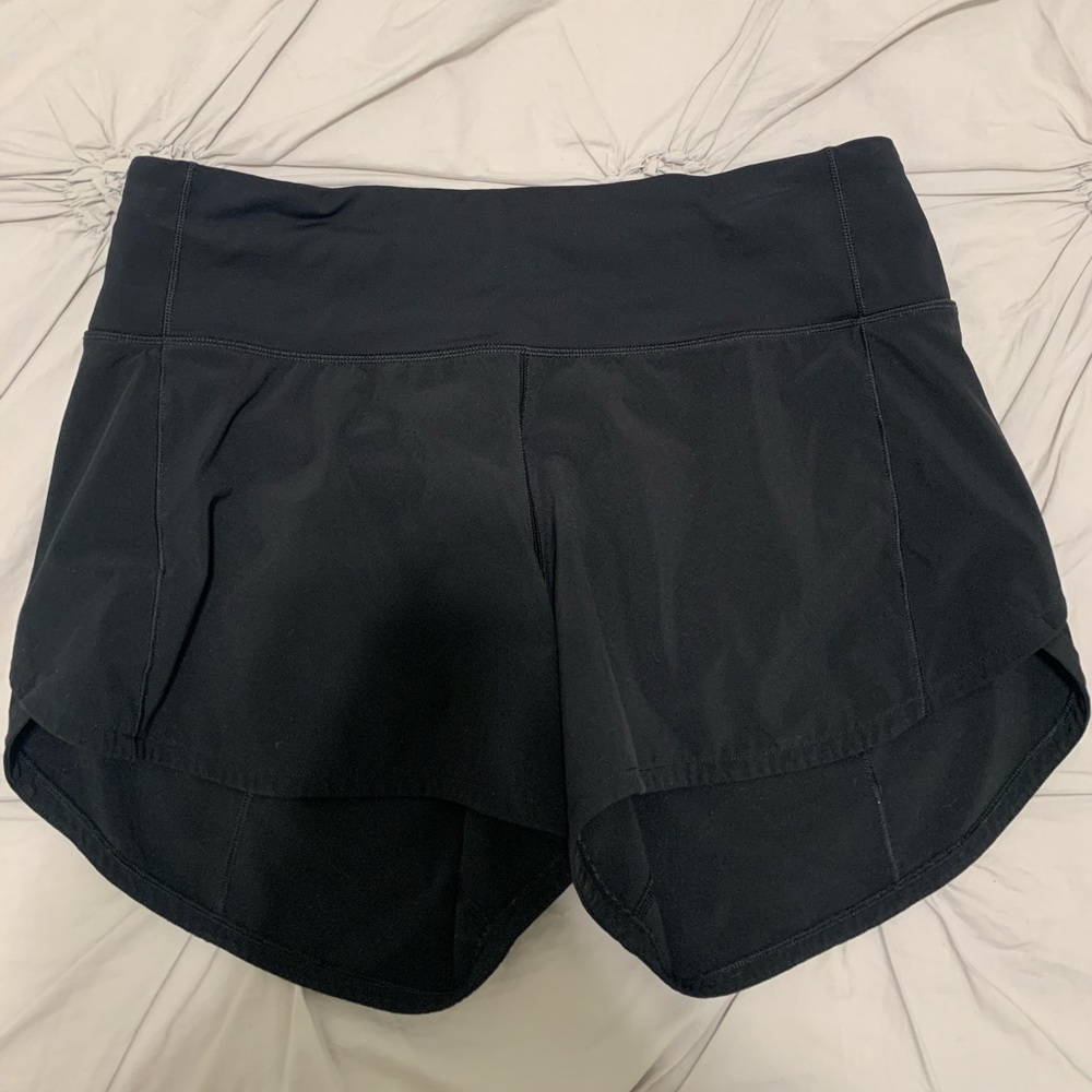 lululemon speed up shorts (4 tall)
